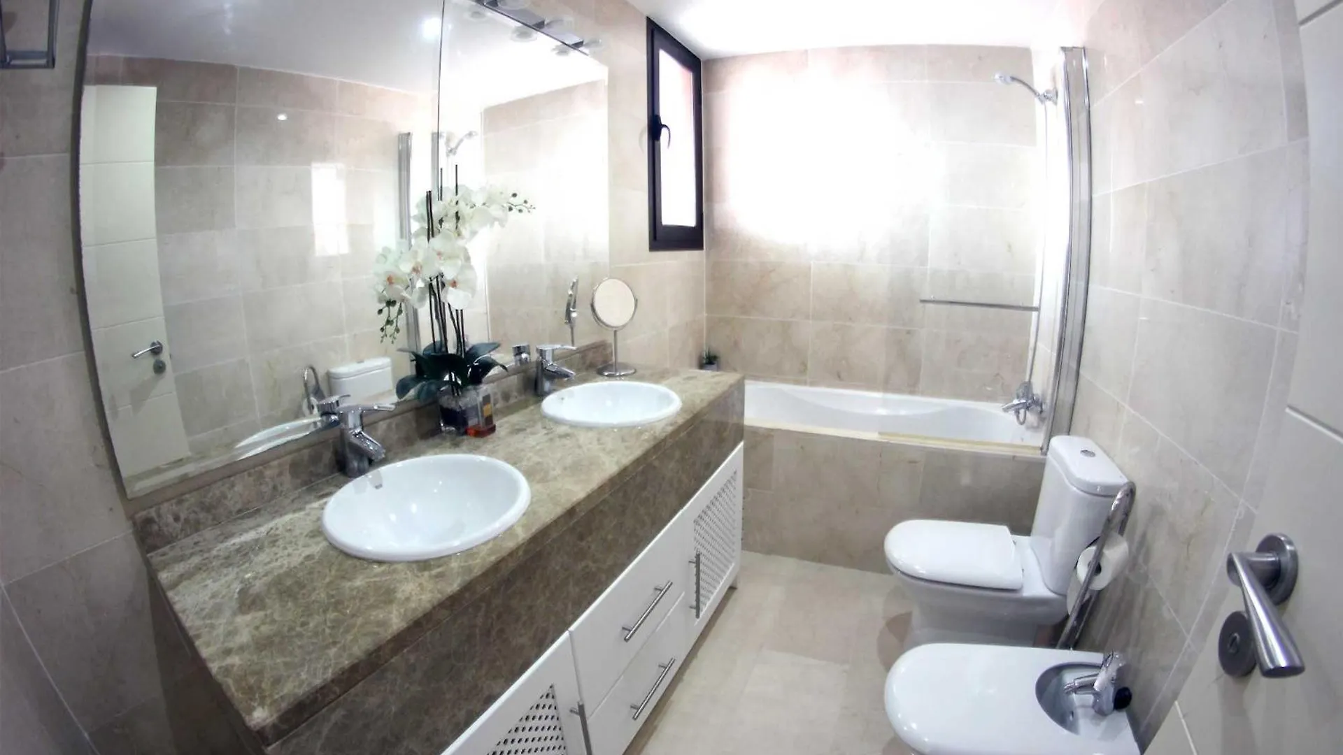 Apartament Penthouse Patio De Dona Julia Casares